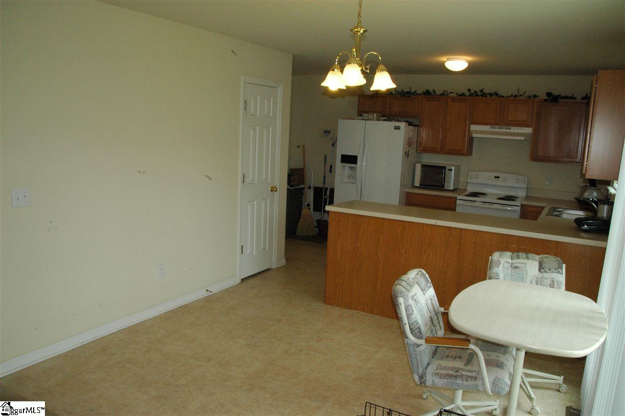 621 Reid School Road Taylors, SC 29687 - Photo 6 of 18 Gallery Image 6