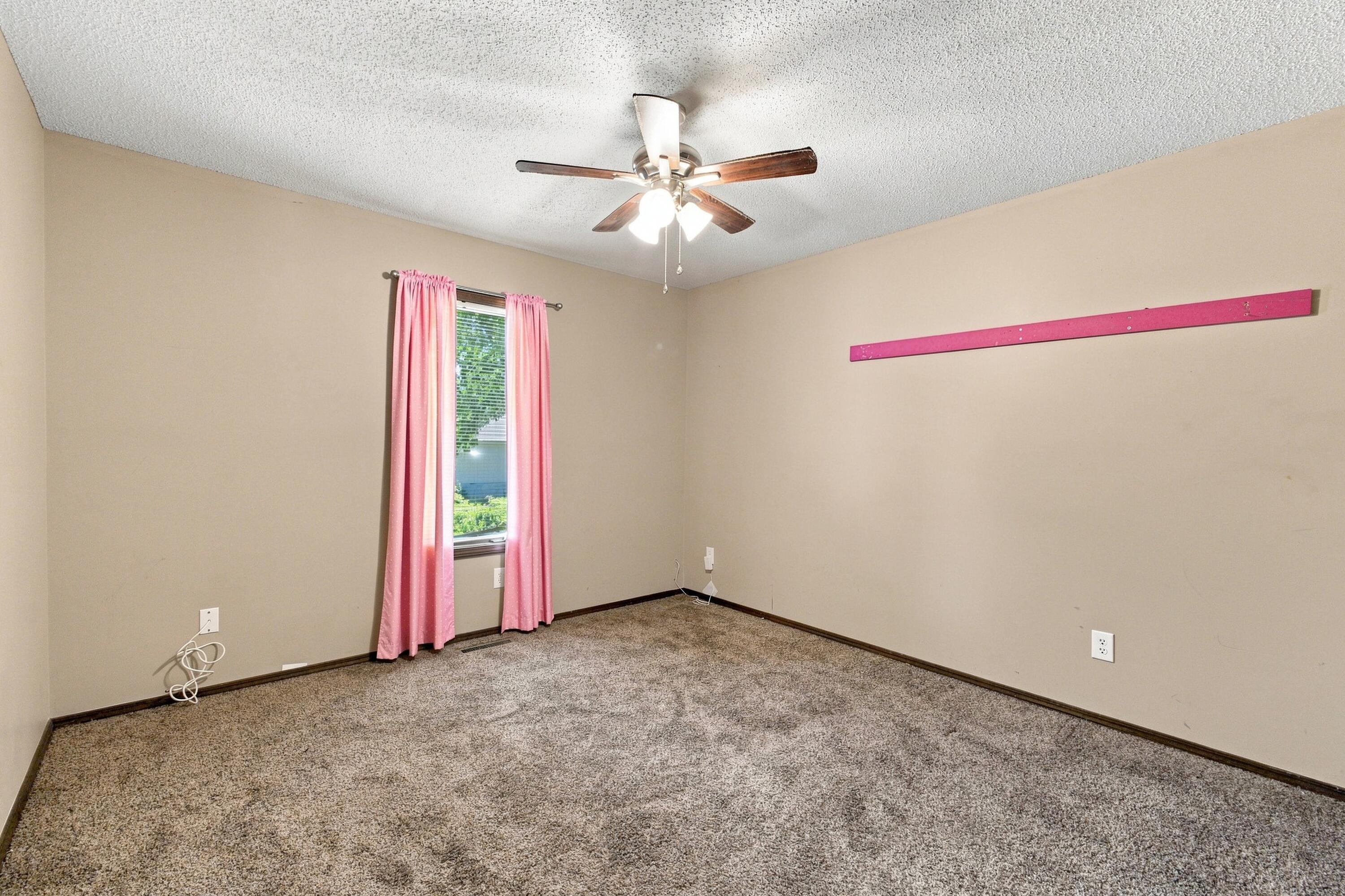 3808 West Kingsley Street Springfield, MO 65807 - Photo 20 of 39 21-print-20260812-20260812-DSC01864