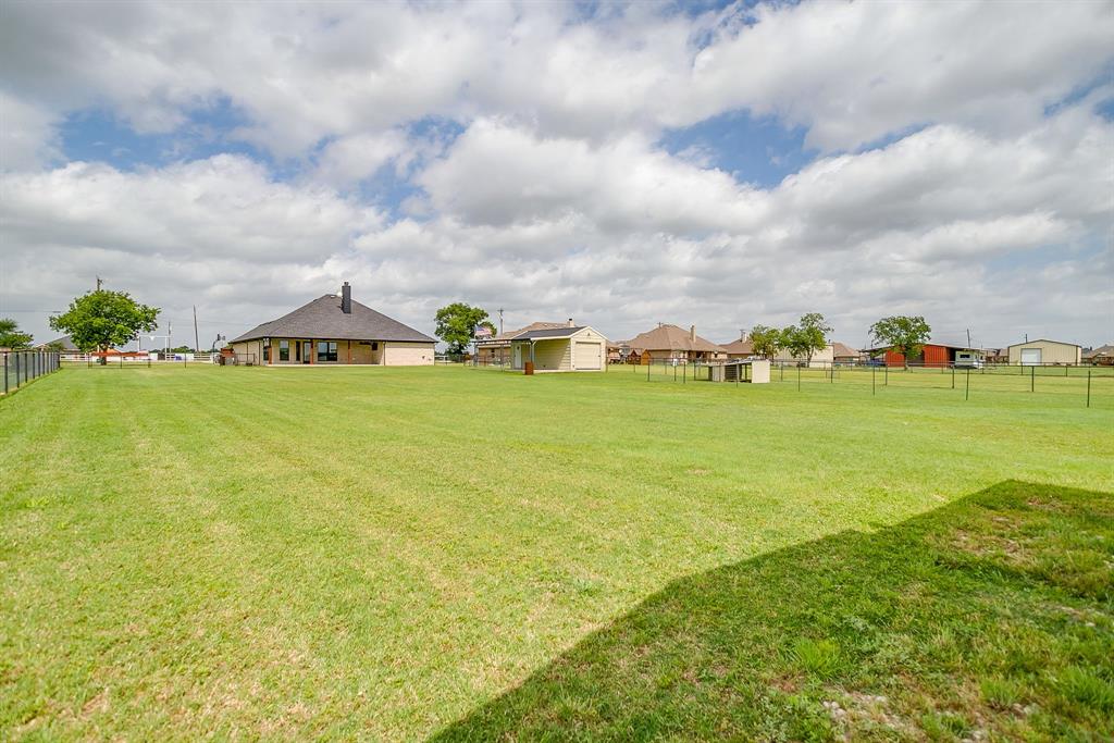 4129 Florance Road Ponder, TX 76259 - Photo 27 of 34