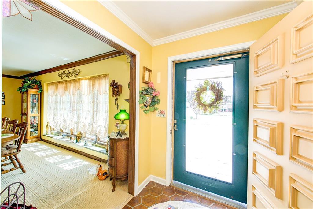 658 Canyon Road Indianapolis, IN 46217 - Photo 15 of 48 Gallery Image 15