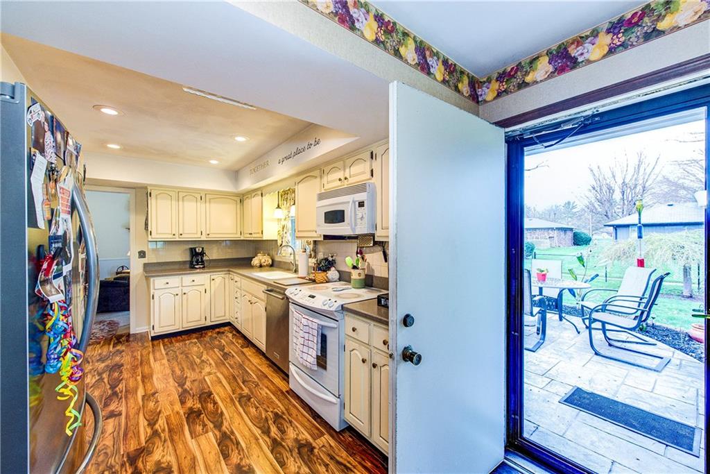 658 Canyon Road Indianapolis, IN 46217 - Photo 22 of 48 Gallery Image 22