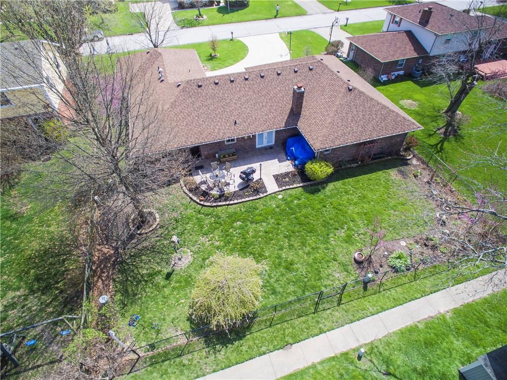 658 Canyon Road Indianapolis, IN 46217 - Photo 5 of 48 Gallery Image 5