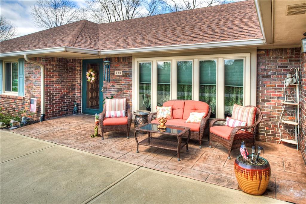 658 Canyon Road Indianapolis, IN 46217 - Photo 9 of 48 Gallery Image 9