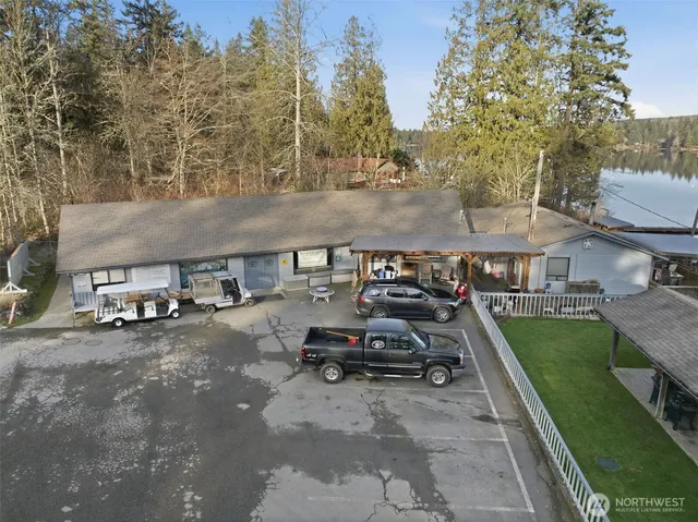 $799,999 | 34315 Tanwax Drive East, Eatonville, WA 98328