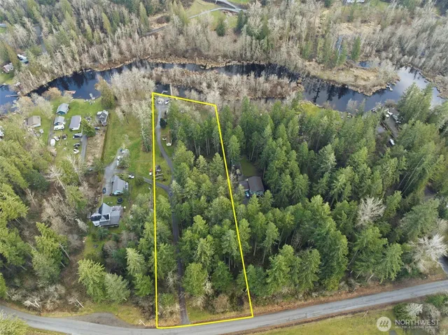 $799,999 | 34315 Tanwax Drive East, Eatonville, WA 98328