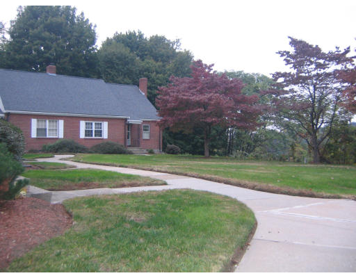 35 Charlesbank Road, Unit 35 Newton, MA 02458 - Photo 13 of 13 Gallery Image 13