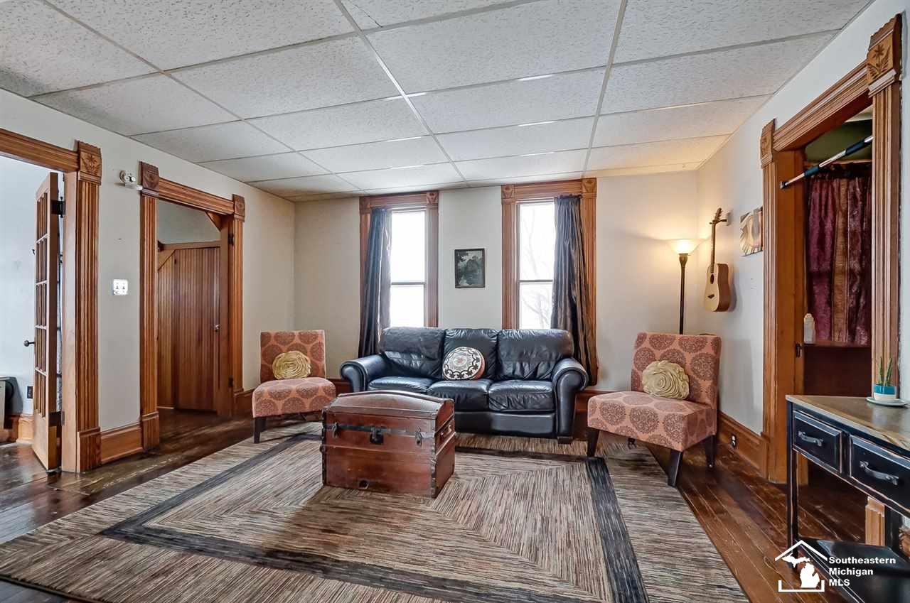 847 Laplaisance Road Monroe, MI 48161 - Photo 5 of 42 50004163-4.JPG