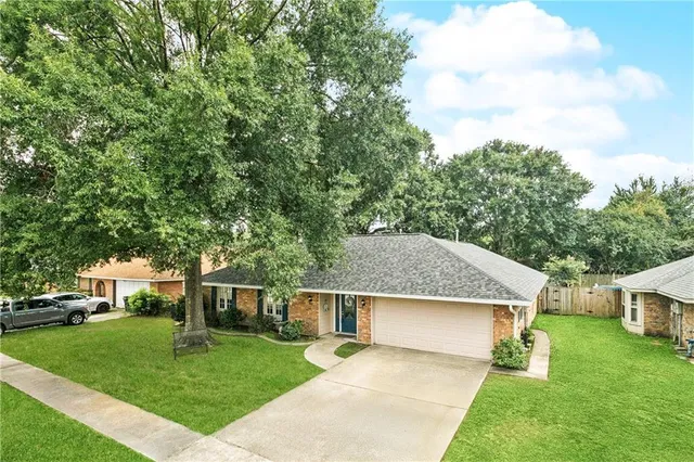 $305,000 | 1321 Patriot Drive, Slidell, LA 70458