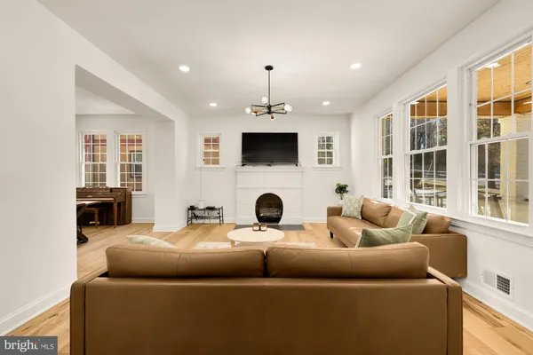 $5,500 | 3422 Pennsylvania Ave. Southeast, Washington, DC 20020