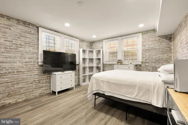 $5,500 | 3422 Pennsylvania Ave. Southeast, Washington, DC 20020