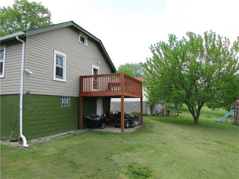742 Cedar Grove Road Burgettstown, PA 15021 - Photo 9 of 13 Patio/Deck.