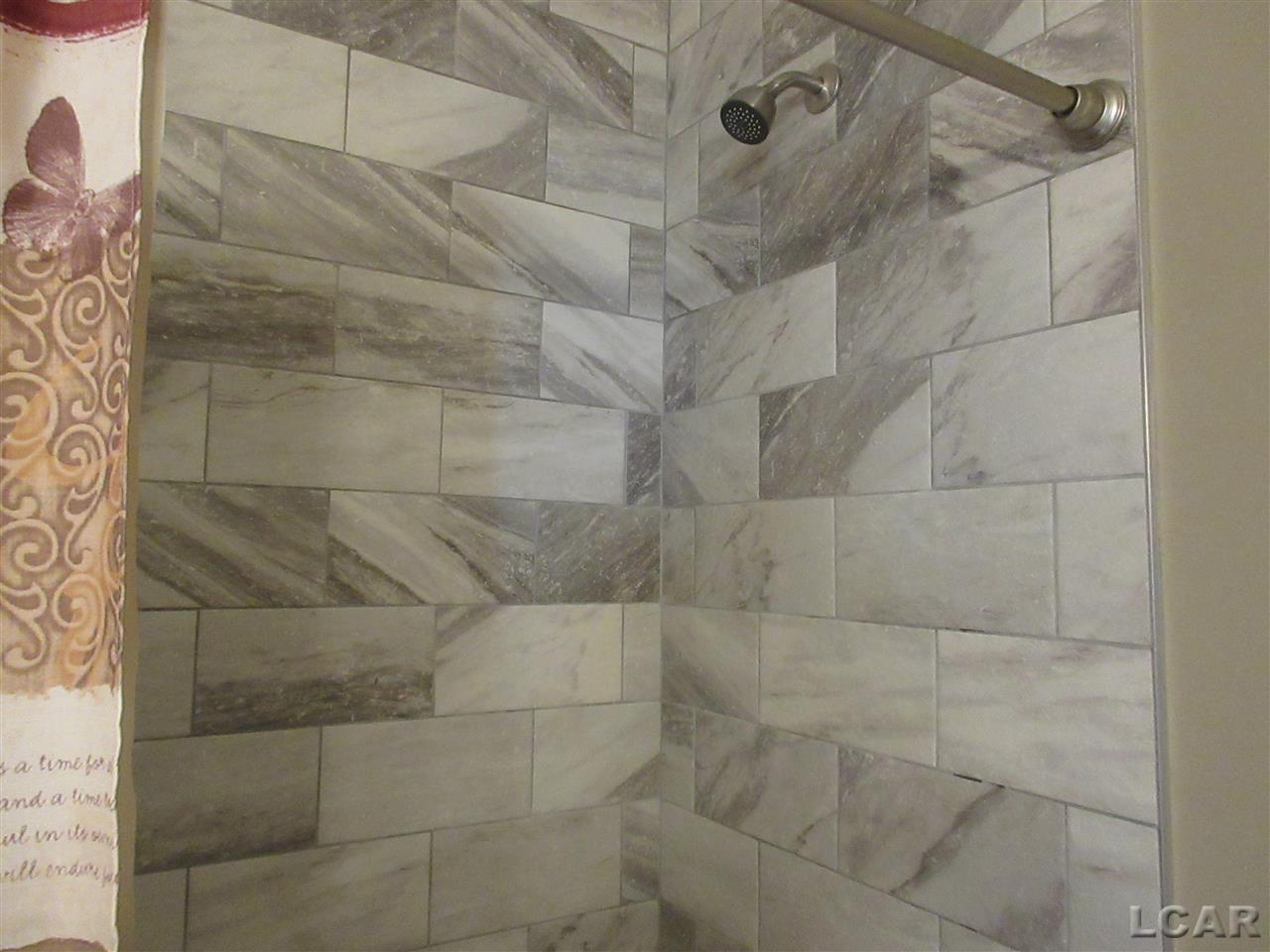 4757 Holloway Road Adrian, MI 49221 - Photo 39 of 57 Hall Bath Tub/Shower