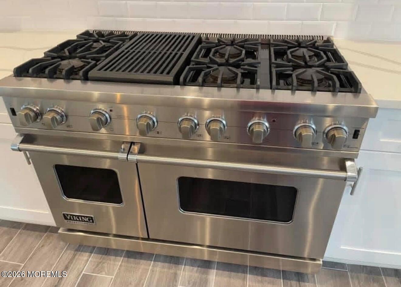 80 Fulton Street Keyport, NJ 07735 - Photo 15 of 55 Viking Stove