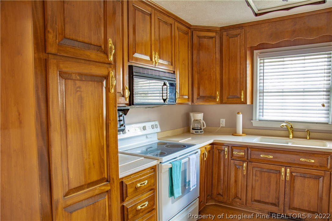 10440 Deep Branch Road Pembroke, NC 28372 - Photo 11 of 34 Gallery Image 11