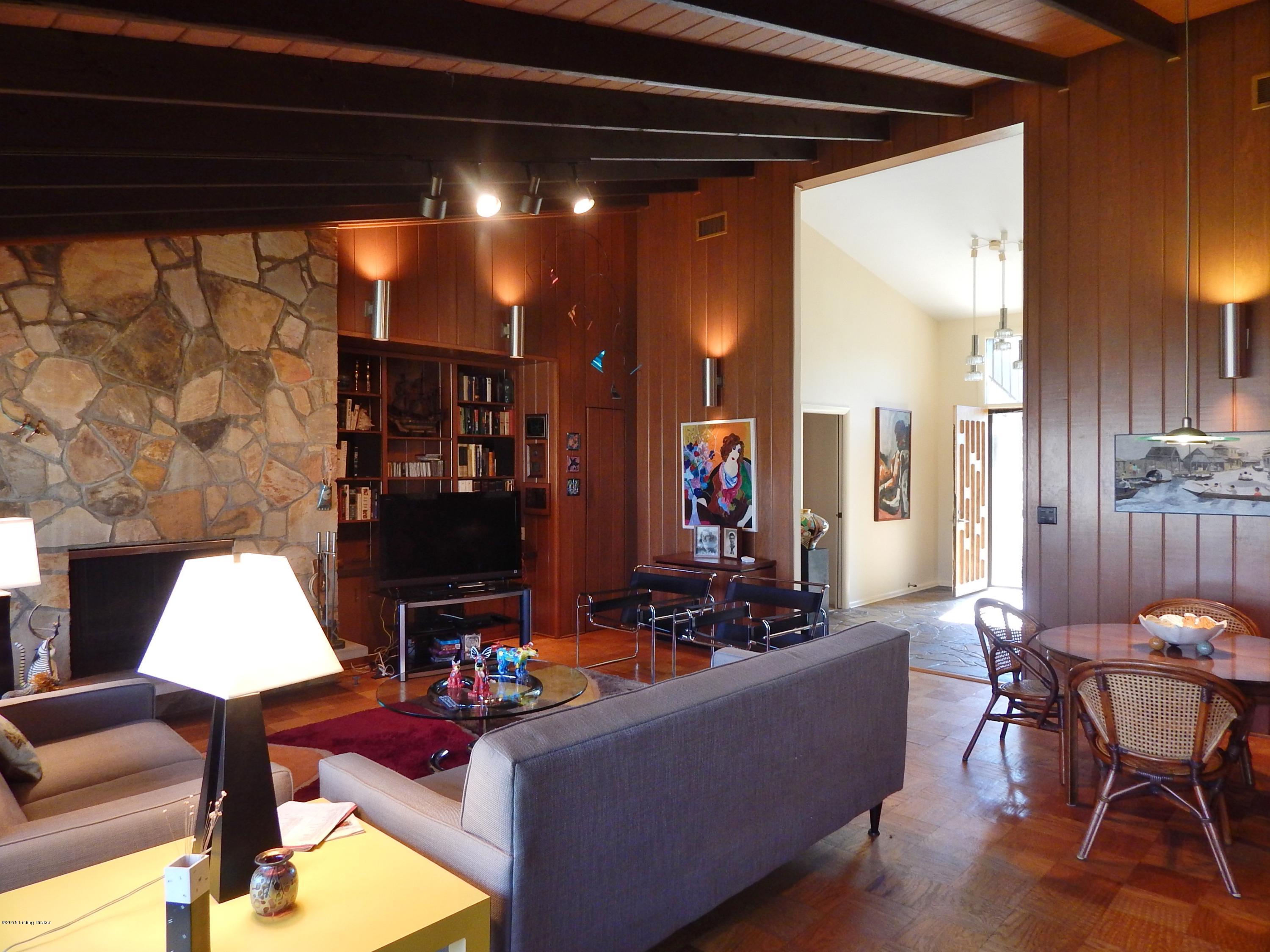 6105 Innes Trace Road Louisville, KY 40222 - Photo 7 of 18 Family room
