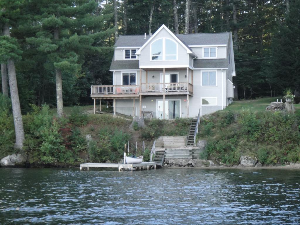 70 Point Road Wakefield, NH 03830 - Photo 1 of 16 Gallery Image 1