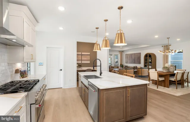 $1,109,990 | 42704 Cattail Crk Drive, Leesburg, VA 20176