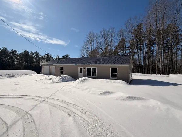 $369,900 | 5 Oldham Road, St. Albans, ME 04971