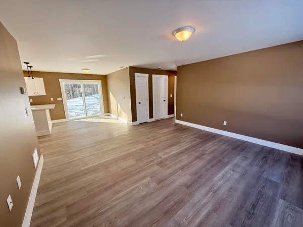 $369,900 | 5 Oldham Road, St. Albans, ME 04971