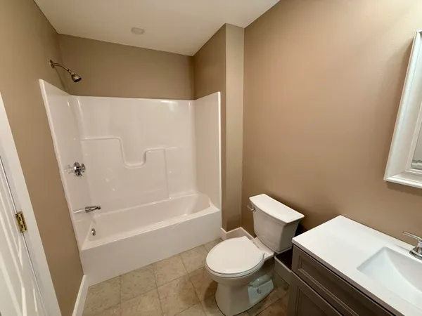 $369,900 | 5 Oldham Road, St. Albans, ME 04971