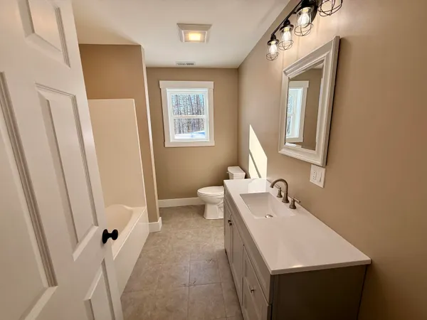 $369,900 | 5 Oldham Road, St. Albans, ME 04971