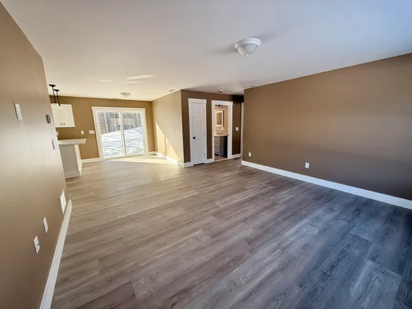 $369,900 | 5 Oldham Road, St. Albans, ME 04971