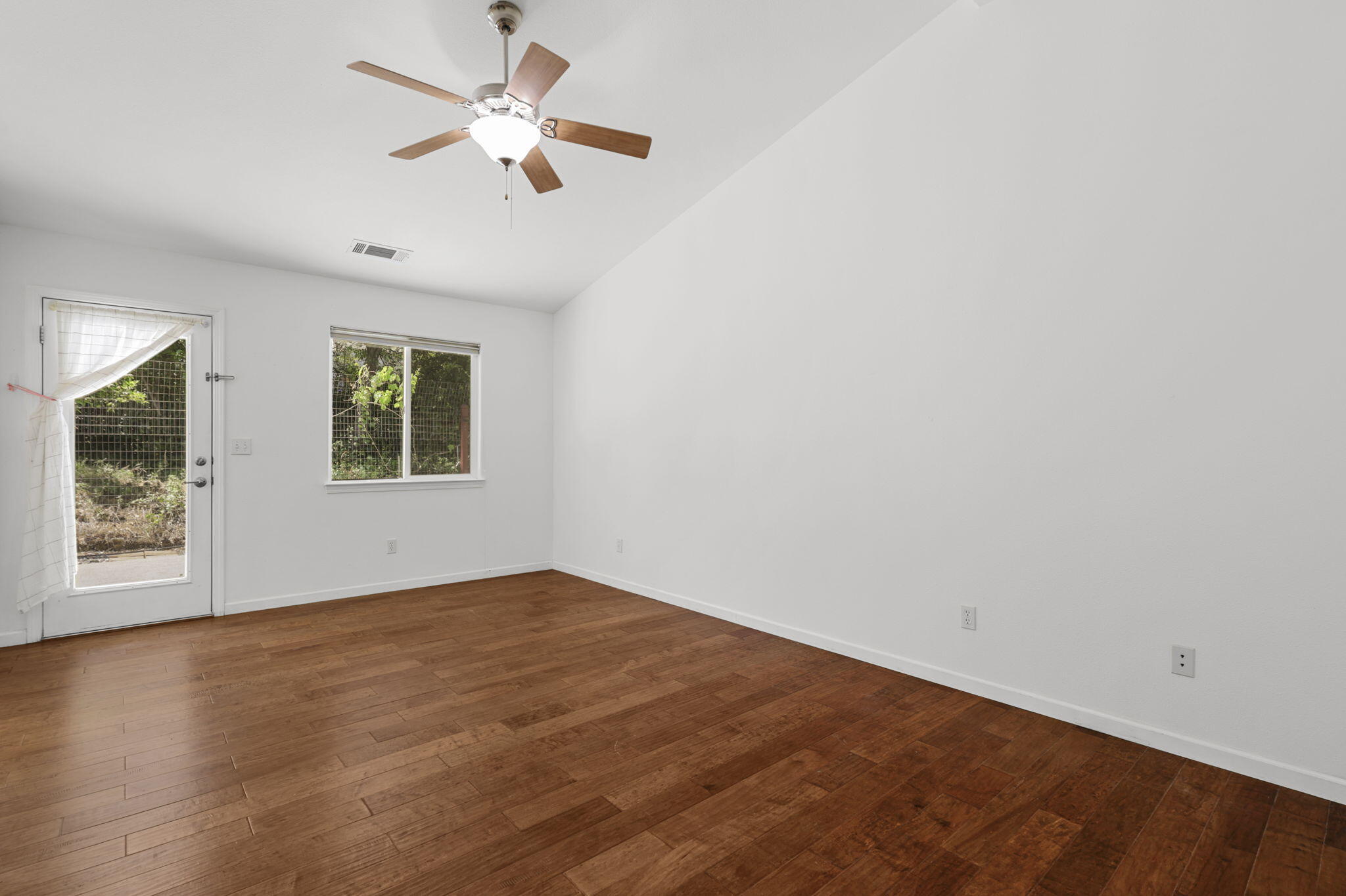 17717 Walker Mine Road Redding, CA 96003 - Photo 26 of 50 33-web-or-mls-LZ0A0995