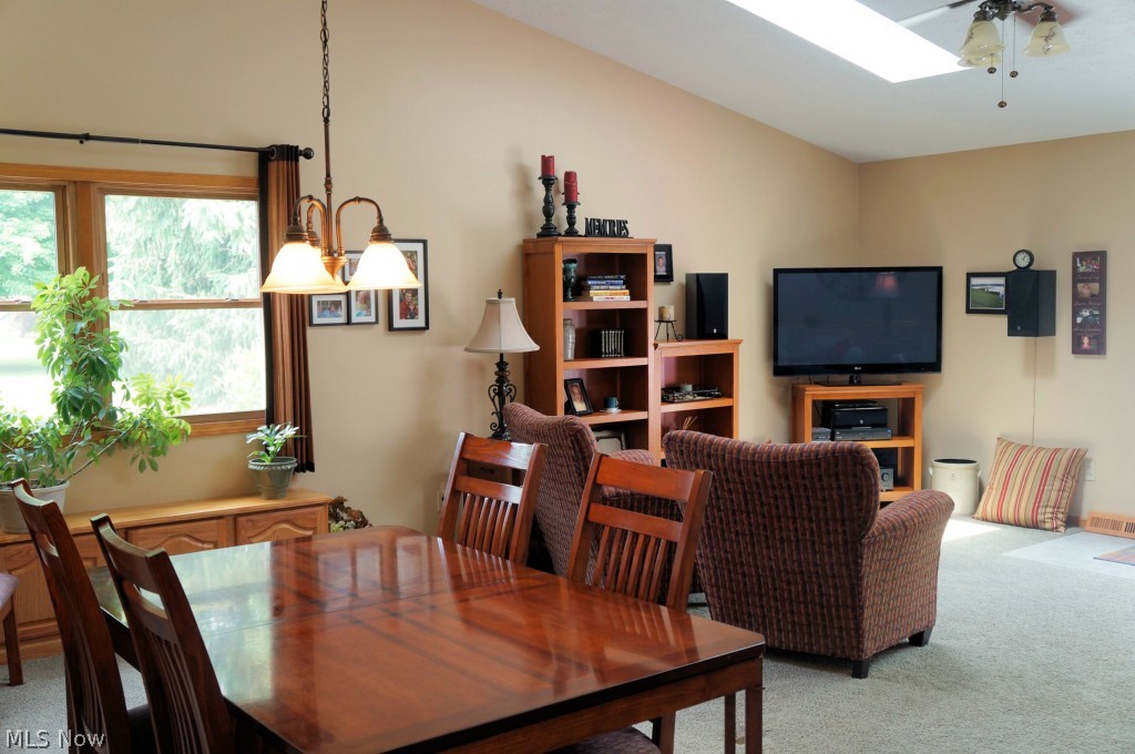 1033 Wall Road Wadsworth, OH 44281 - Photo 2 of 22 Gallery Image 2