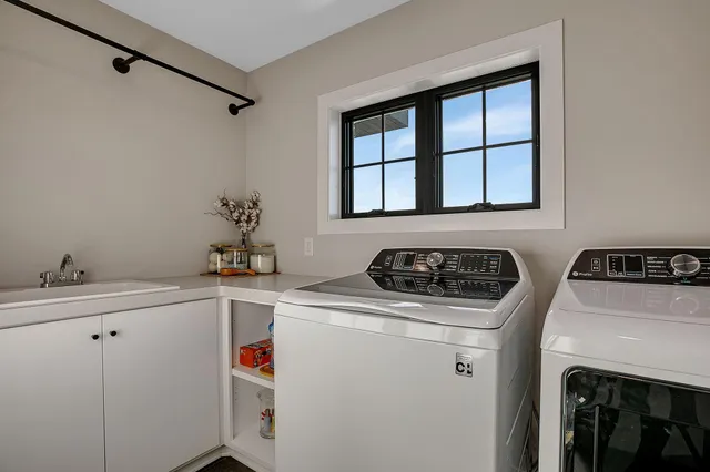 $1,099,900 | 2713 Lehman Court, Sartell, MN 56377