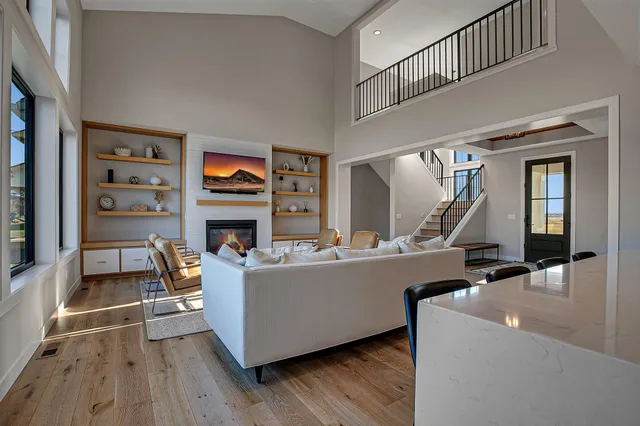 $1,099,900 | 2713 Lehman Court, Sartell, MN 56377