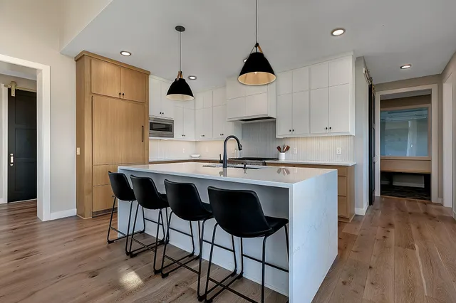 $1,099,900 | 2713 Lehman Court, Sartell, MN 56377