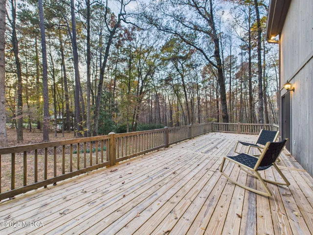 a house view with a outdoor space
