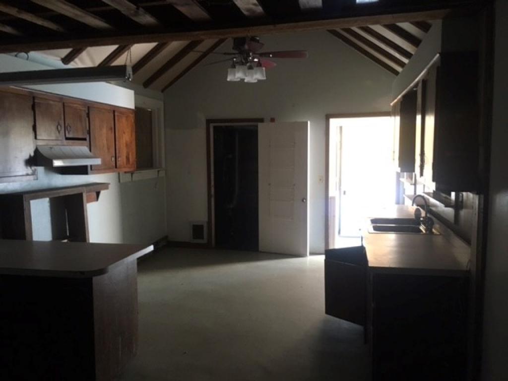 84 Parker Hill Road Rockingham, VT 05101 - Photo 5 of 19