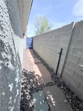 $1,913 | 9653 Marble Peak Court, Las Vegas, NV 89129