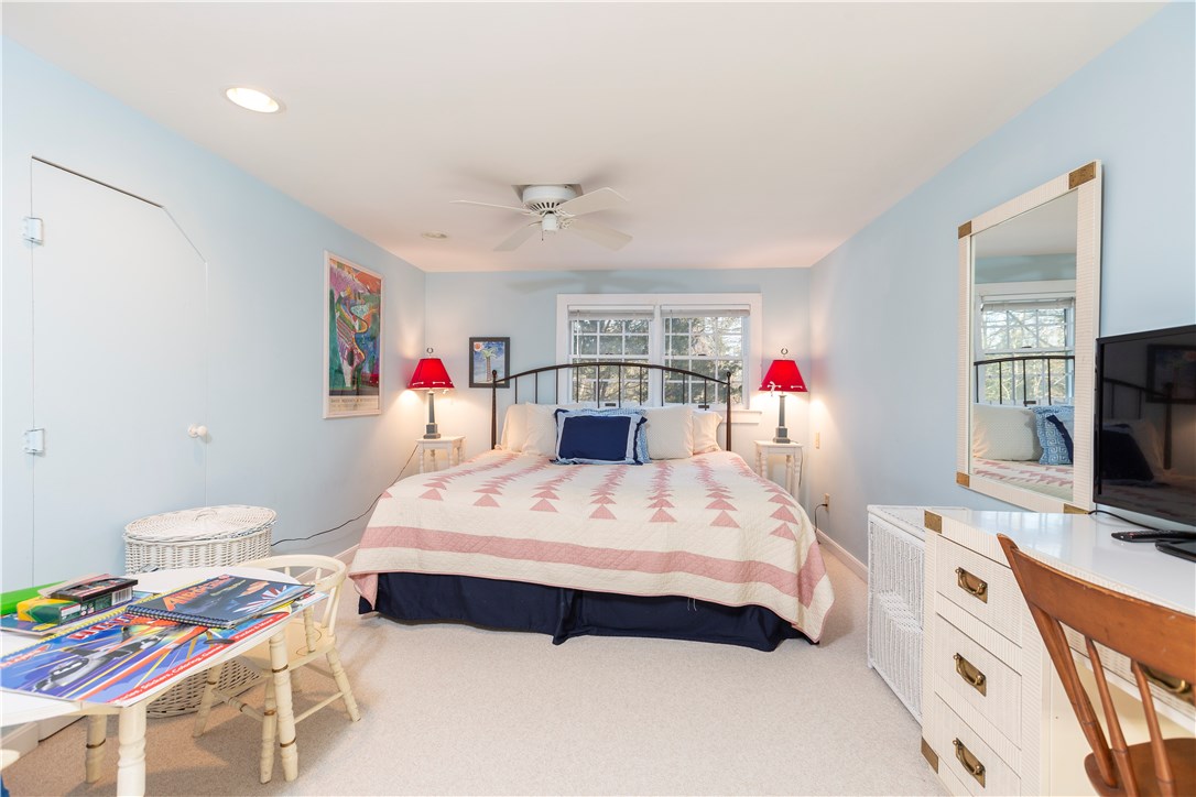 7 Grieg Road Westerly, RI 02891 - Photo 18 of 25