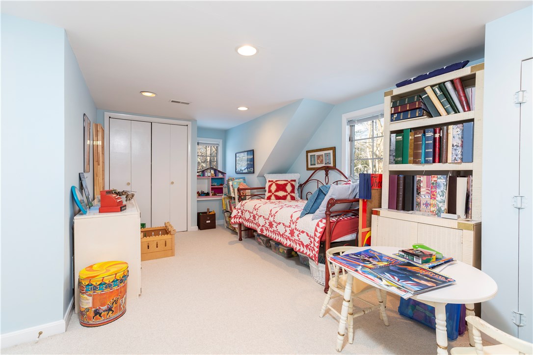 7 Grieg Road Westerly, RI 02891 - Photo 22 of 25