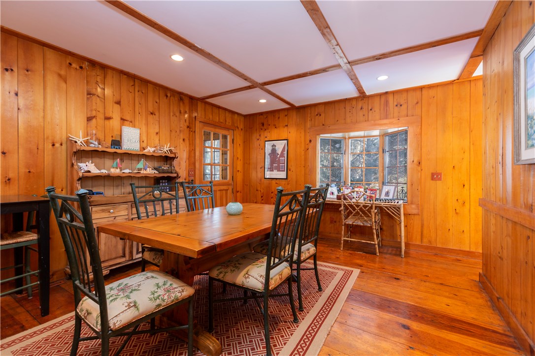 7 Grieg Road Westerly, RI 02891 - Photo 3 of 25