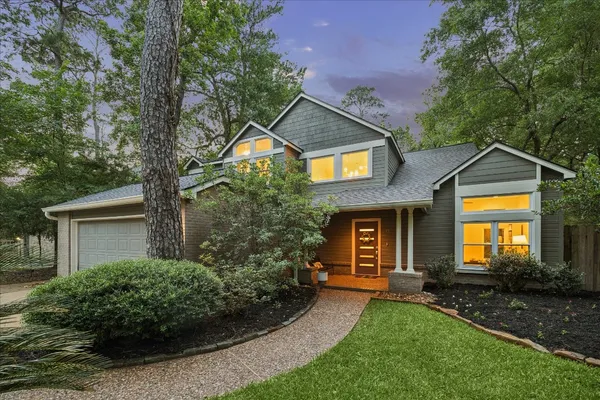 $629,000 | 11 Twisted Birch Pl Court, The Woodlands, TX 77381