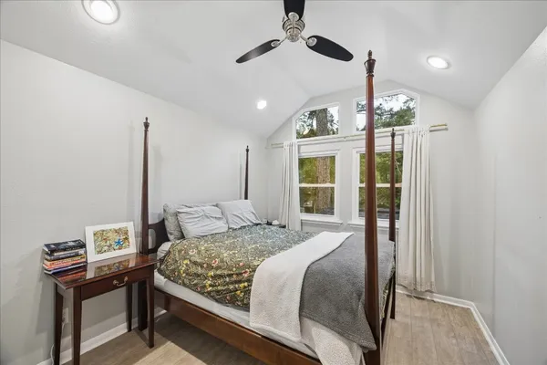 $629,000 | 11 Twisted Birch Pl Court, The Woodlands, TX 77381