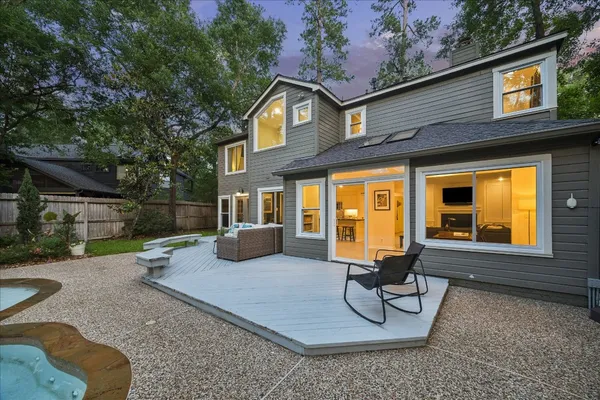 $629,000 | 11 Twisted Birch Pl Court, The Woodlands, TX 77381