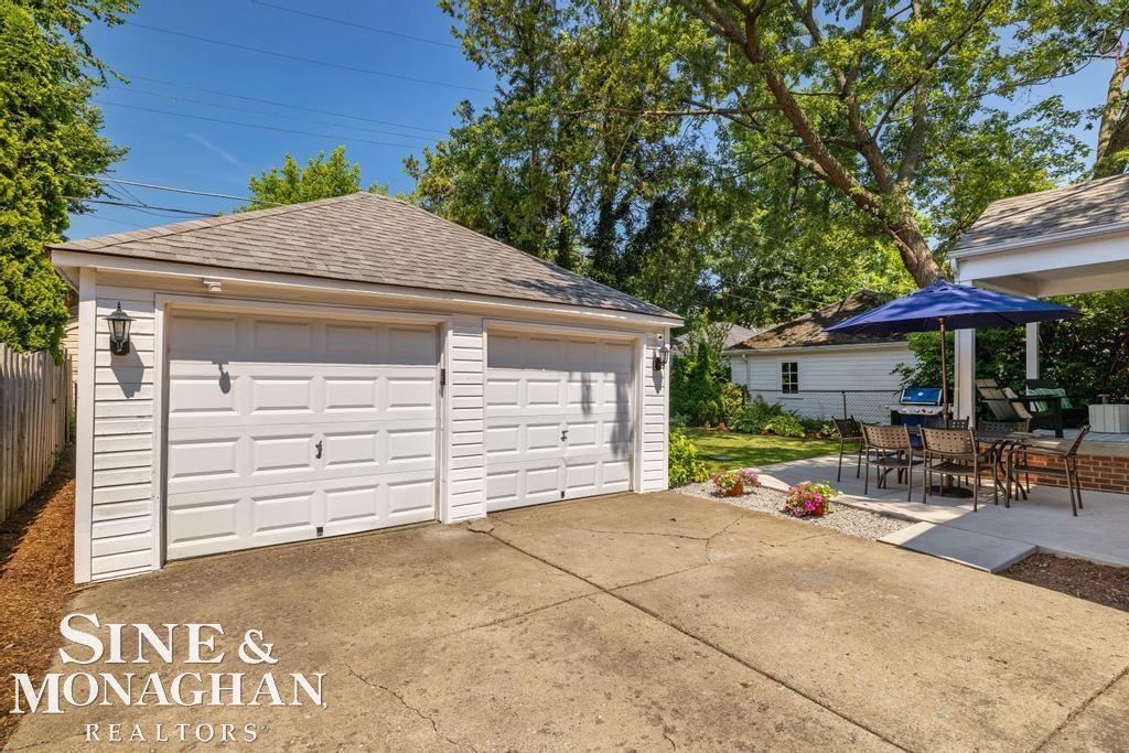 430 Touraine Road Grosse Pointe Farms, MI 48236 - Photo 8 of 27