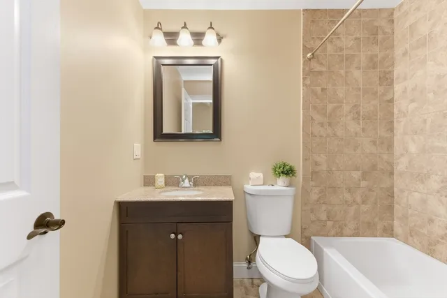 $497,000 | 8 St Mary's Way, Unit 8, Marlborough, MA 01752