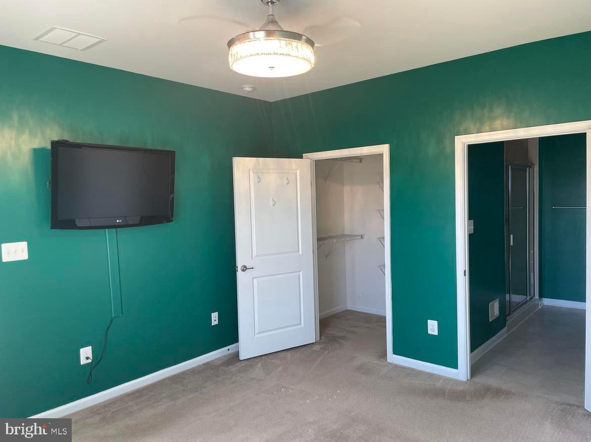 44 Tollerton Trail Falling Waters, WV 25419 - Photo 16 of 41 Master Room