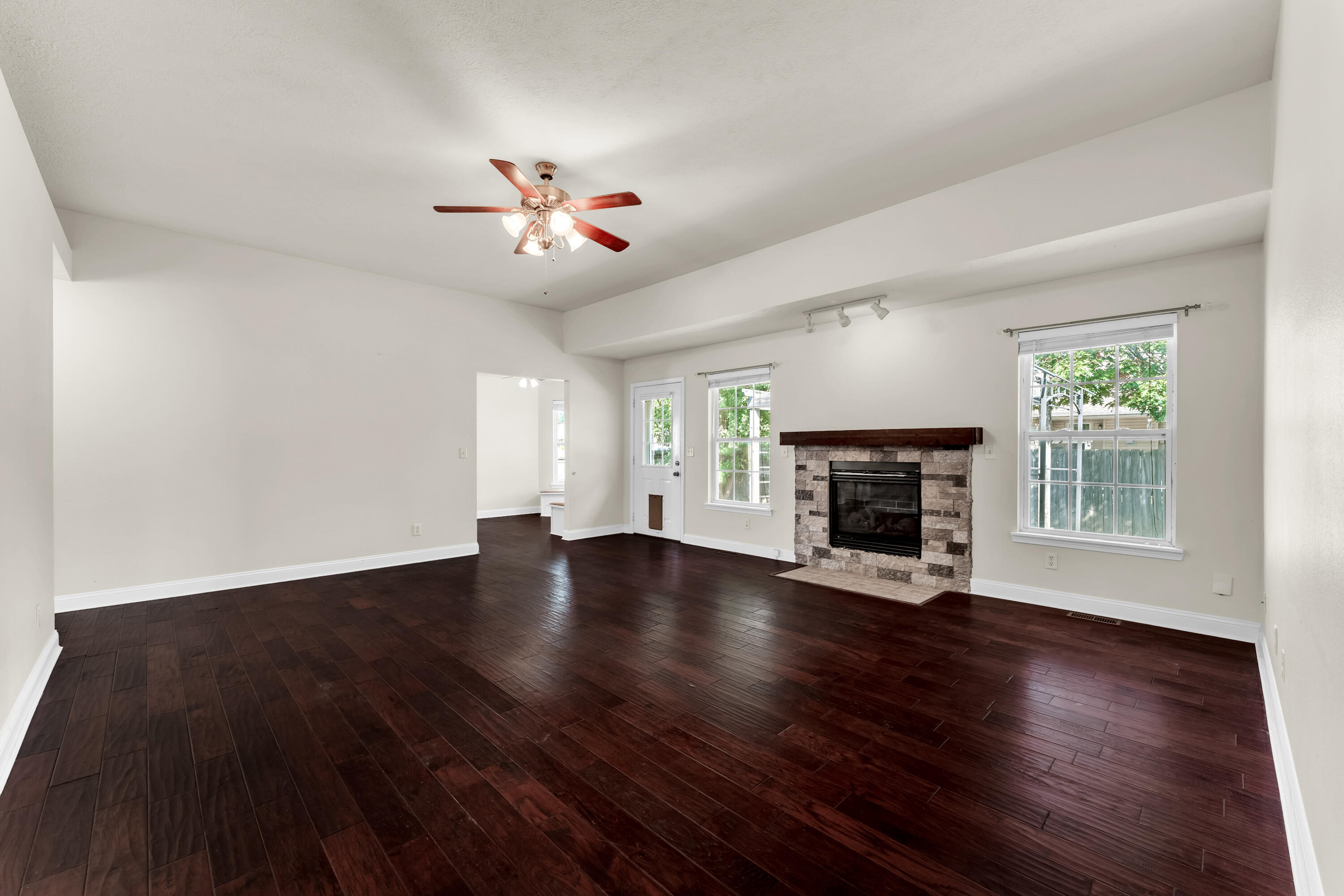 1345 West Dunrobin Castle Road Nixa, MO 65714 - Photo 7 of 40 7