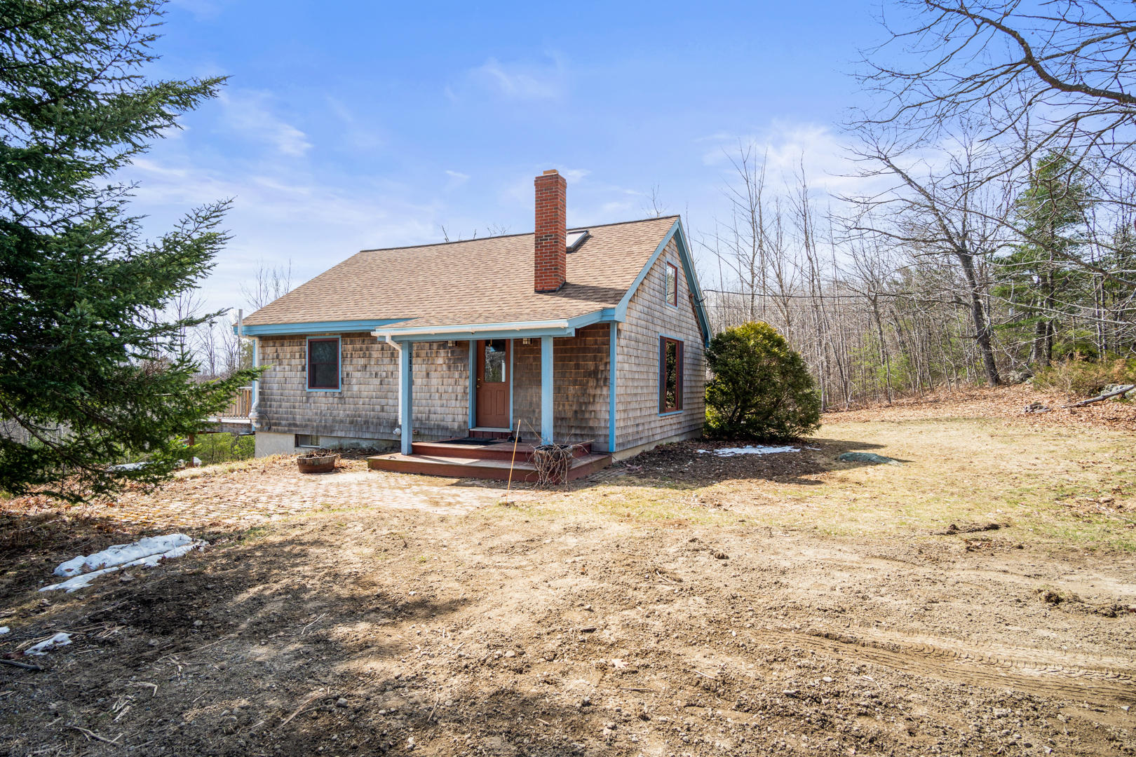 383 Lowell Town Road Wiscasset, ME 04578 - Photo 1 of 25 DSC09572