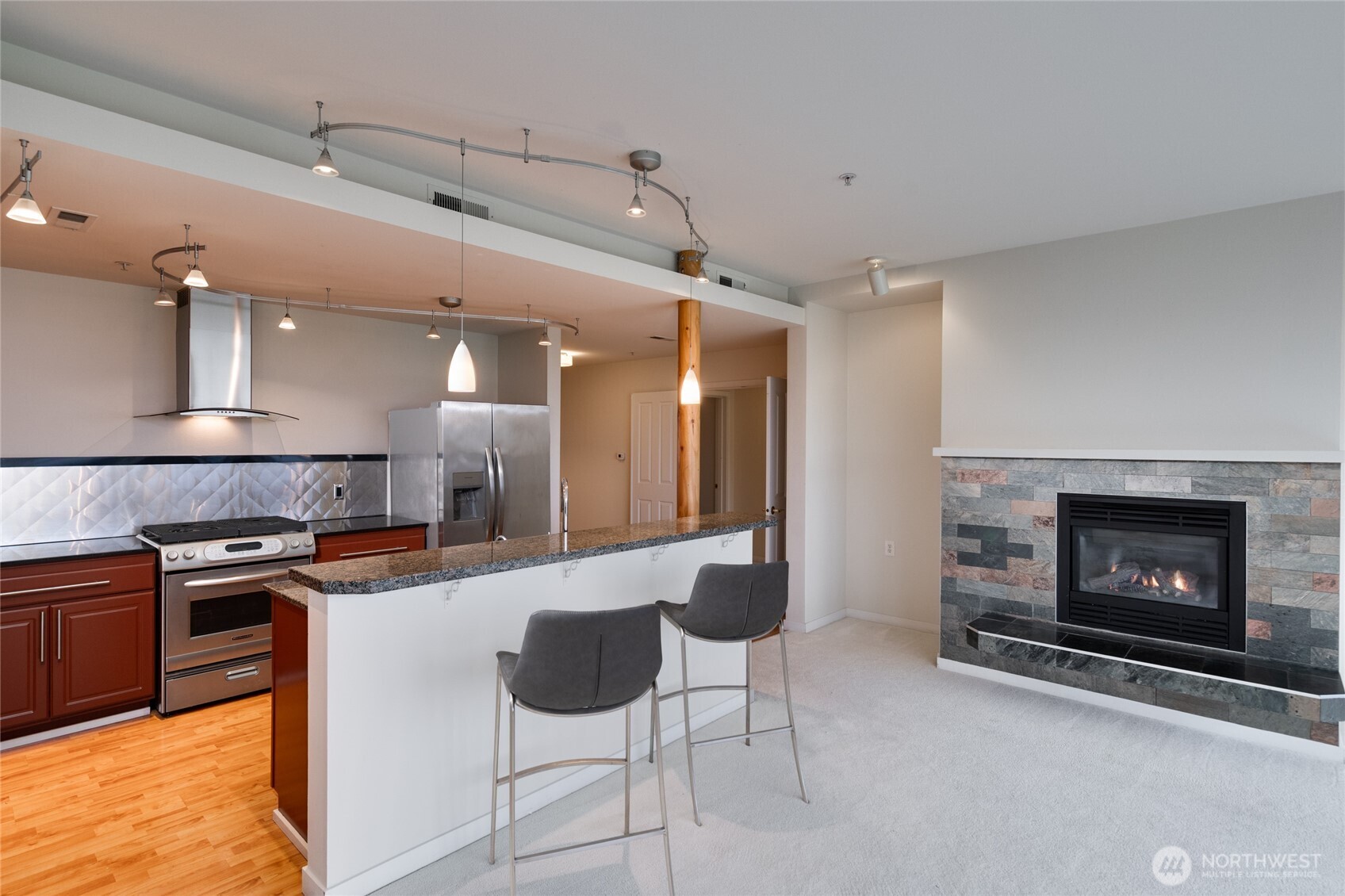 4501 Fidalgo Bay Road, Unit 1002 Anacortes, WA 98221 - Photo 13 of 32