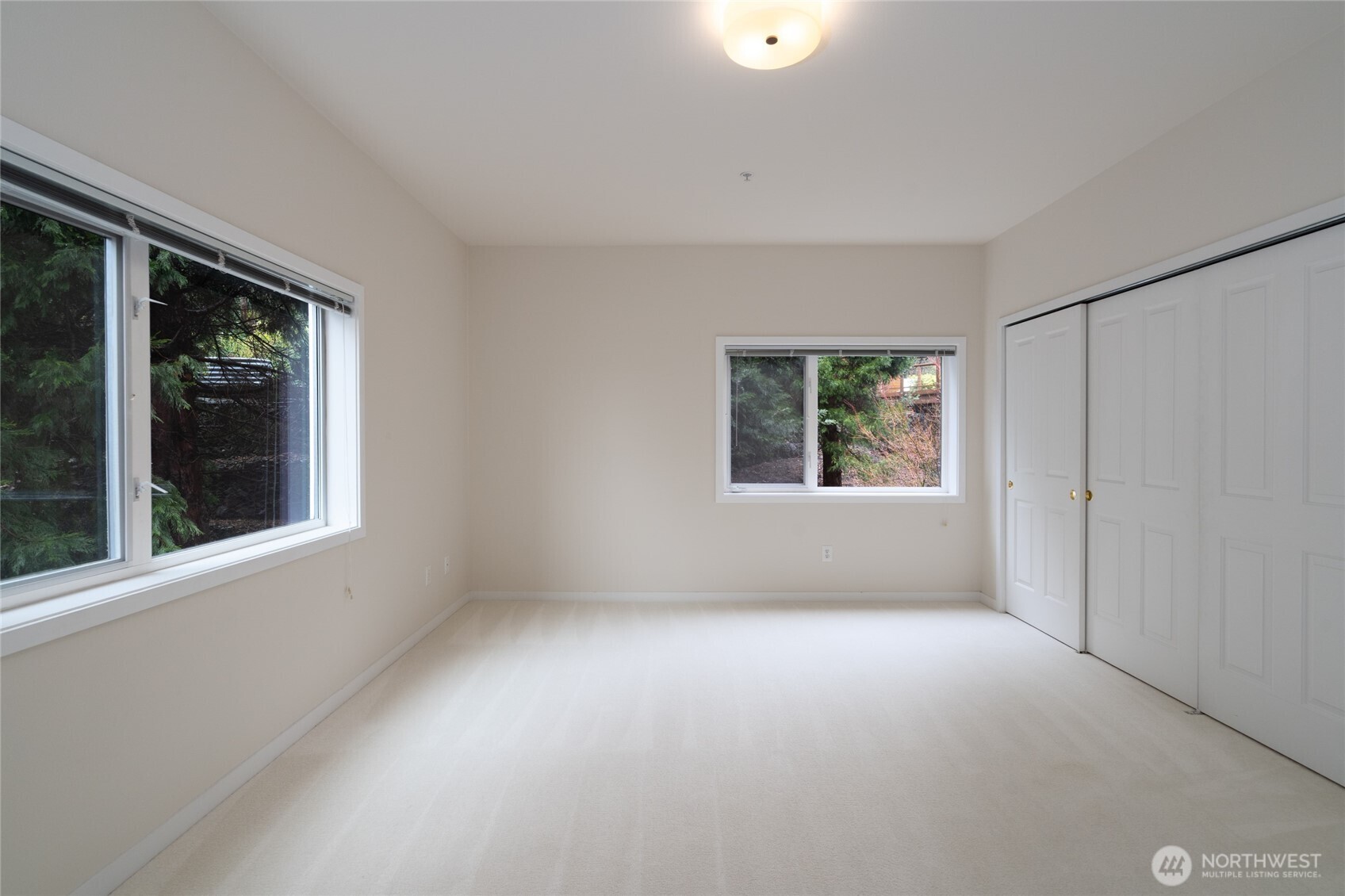 4501 Fidalgo Bay Road, Unit 1002 Anacortes, WA 98221 - Photo 25 of 32