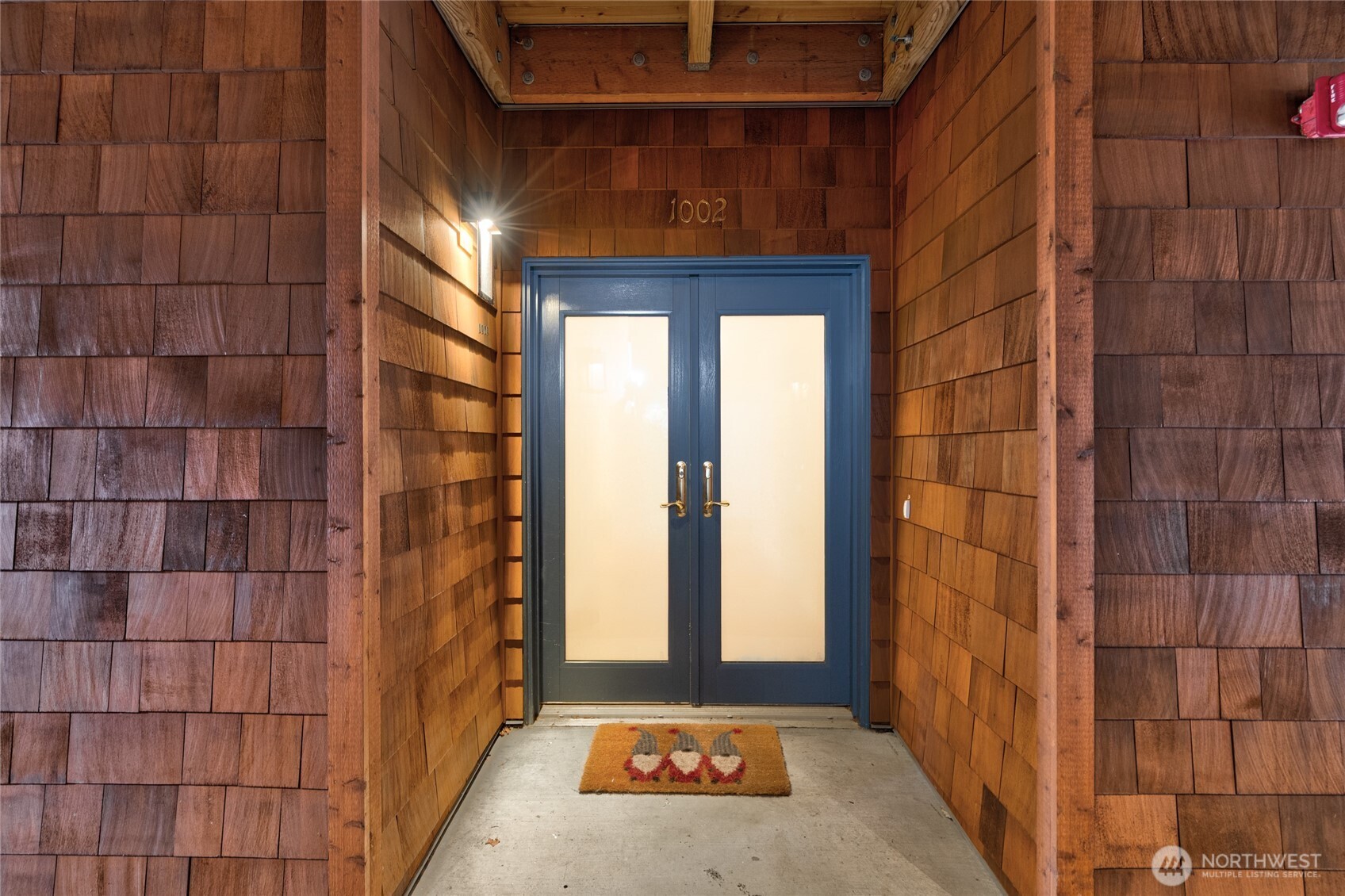 4501 Fidalgo Bay Road, Unit 1002 Anacortes, WA 98221 - Photo 5 of 32