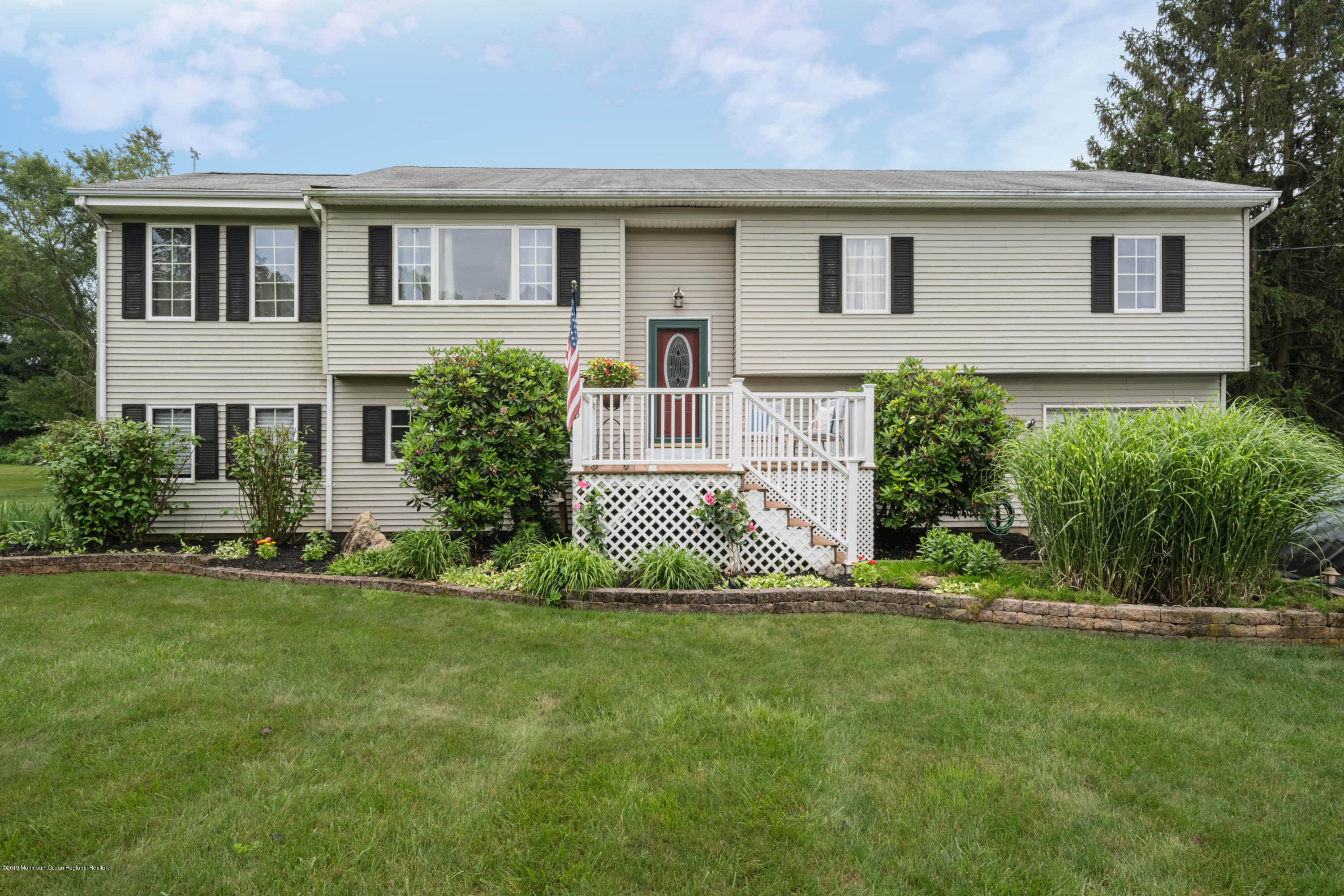 52 Red Valley Road Clarksburg, NJ 08510 - Photo 1 of 30 52 Red Valley