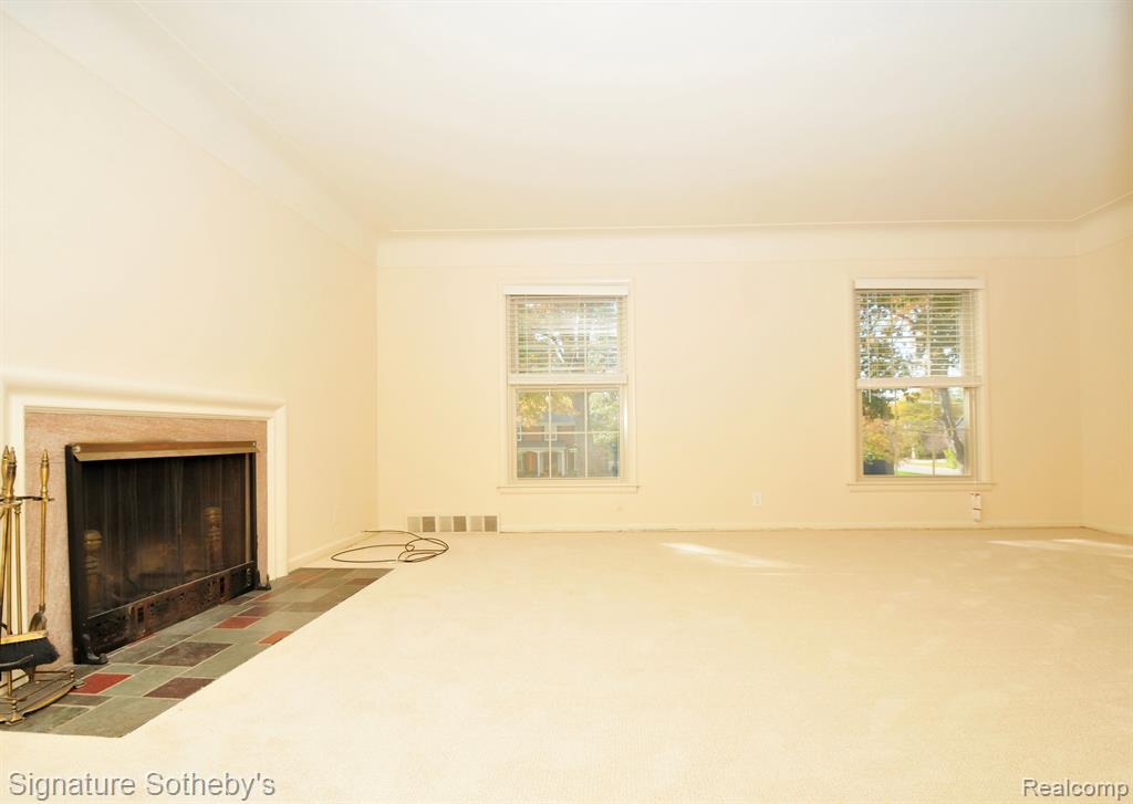 792 Trombley Road Grosse Pointe, MI 48230 - Photo 4 of 16
